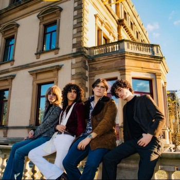 Glitz Make A Change 350×350